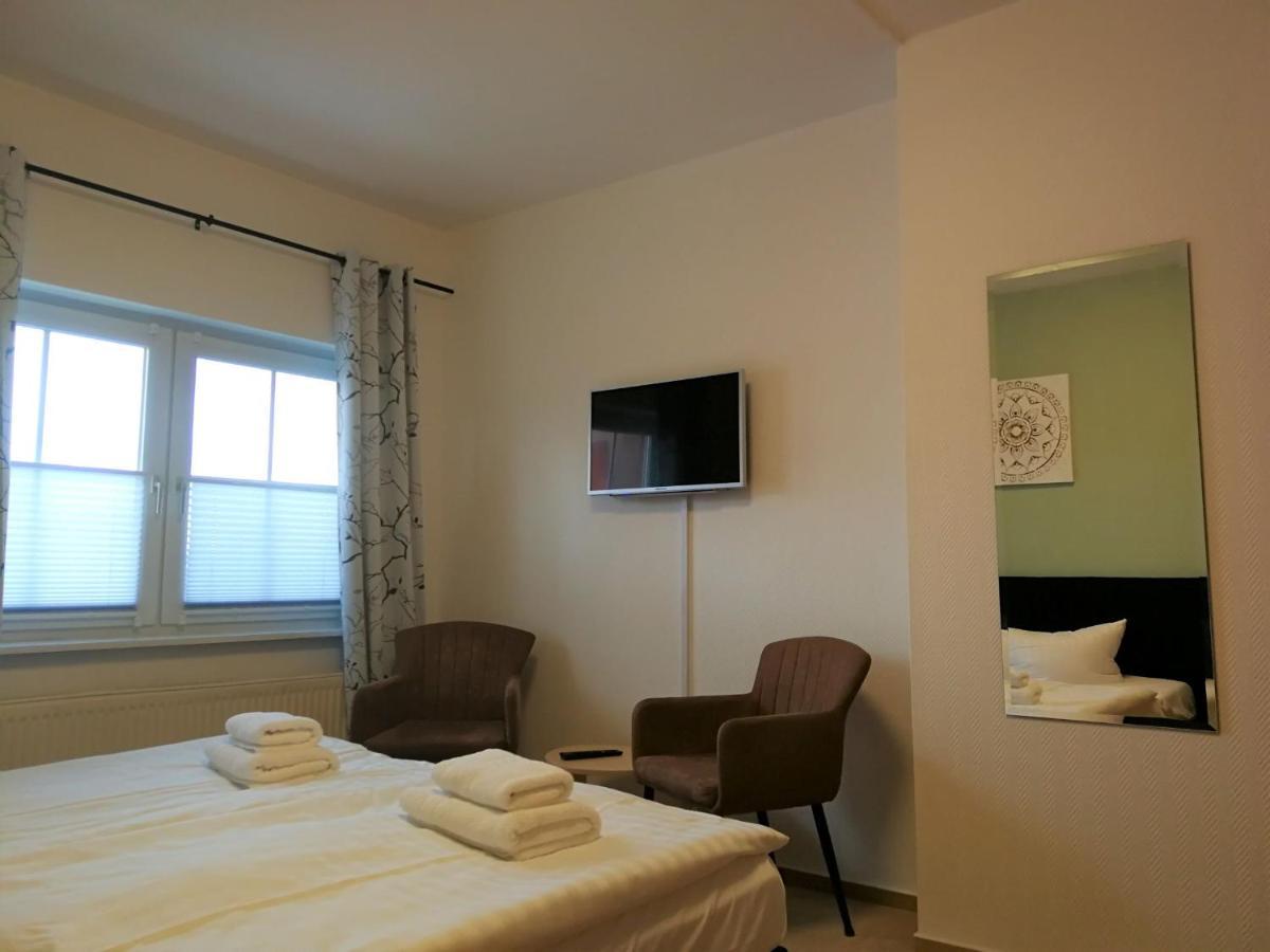 Hotel Am Uckersee Roepersdorf Bagian luar foto